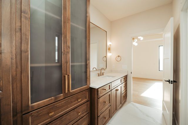 5566 E Cavalcade Lane, Springfield, MO 65802