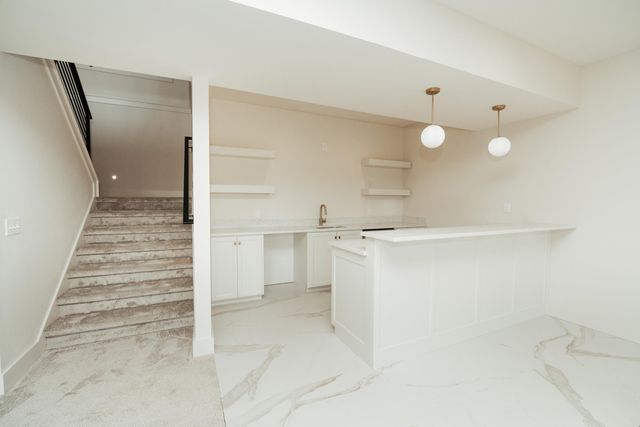 5566 E Cavalcade Lane, Springfield, MO 65802