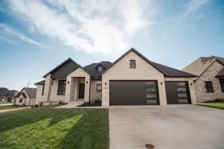 5566 E Cavalcade Lane, Springfield, MO 65802
