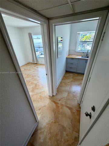 9248 Collins Ave 205, Surfside, FL 33154