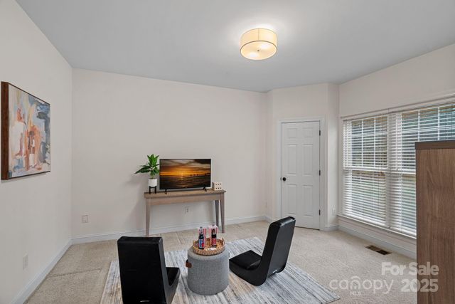 155 Huntfield Way, Mooresville, NC 28117