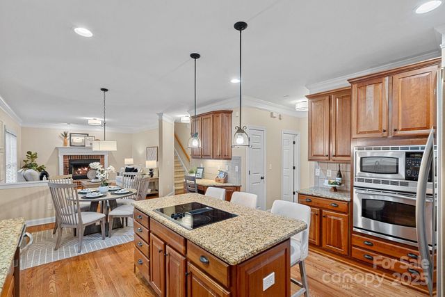 155 Huntfield Way, Mooresville, NC 28117