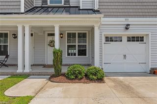333 Sikeston LN, Chesapeake, VA 23322
