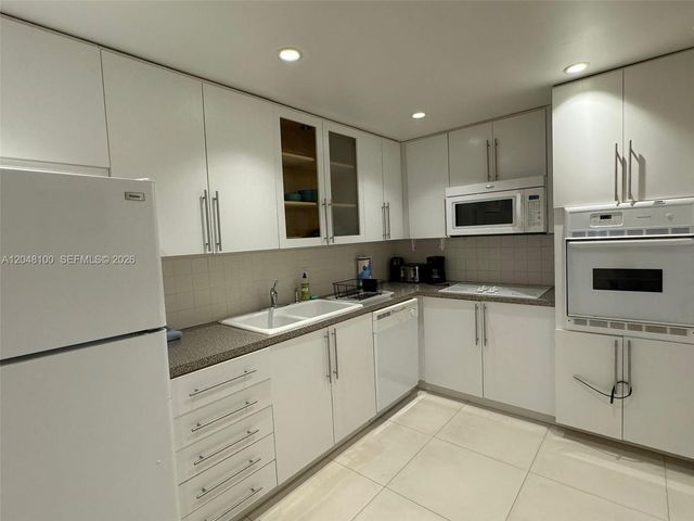 3901 S Ocean Drive 3U, Hollywood, FL 33019