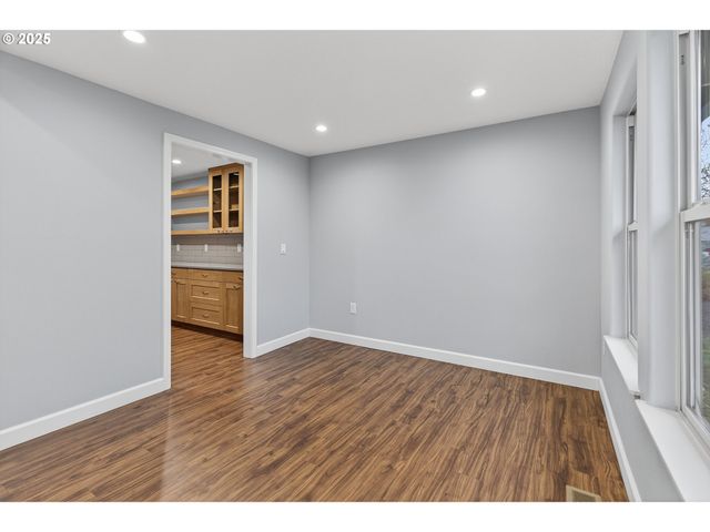 9965 Sw PIMLICO Ter, Beaverton, OR 97008