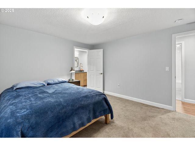 9965 Sw PIMLICO Ter, Beaverton, OR 97008