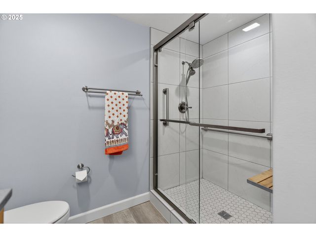 9965 Sw PIMLICO Ter, Beaverton, OR 97008