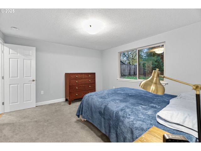 9965 Sw PIMLICO Ter, Beaverton, OR 97008