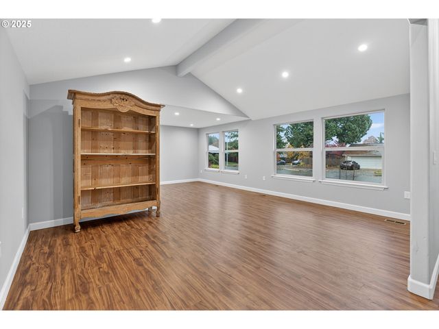 9965 Sw PIMLICO Ter, Beaverton, OR 97008