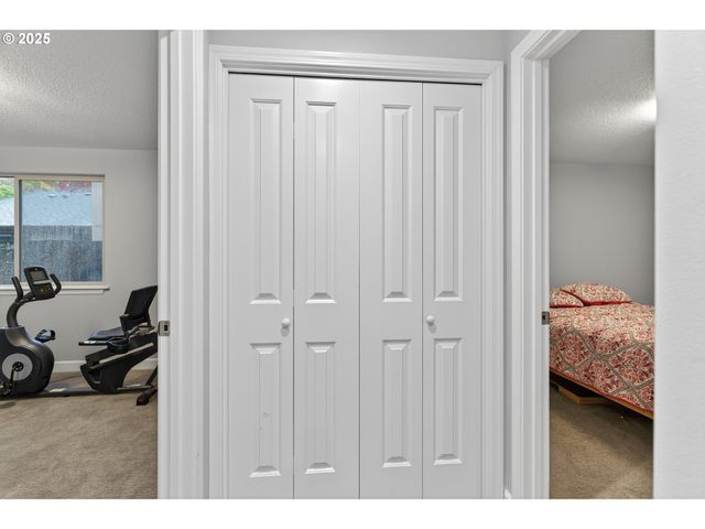 9965 Sw PIMLICO Ter, Beaverton, OR 97008