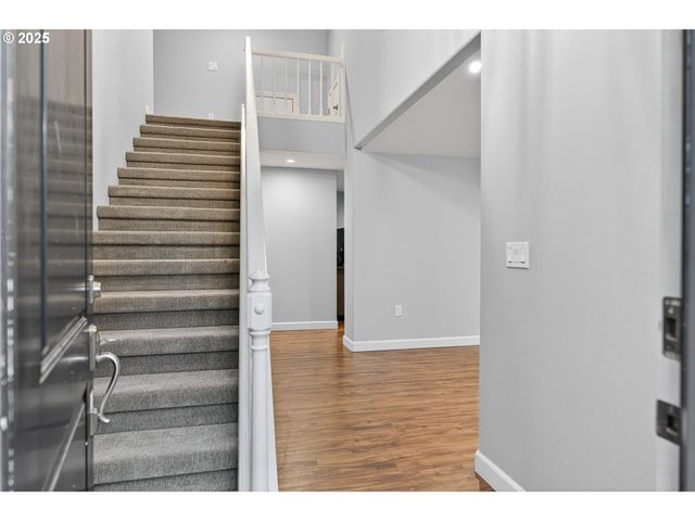 9965 Sw PIMLICO Ter, Beaverton, OR 97008