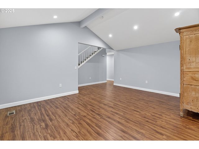 9965 Sw PIMLICO Ter, Beaverton, OR 97008