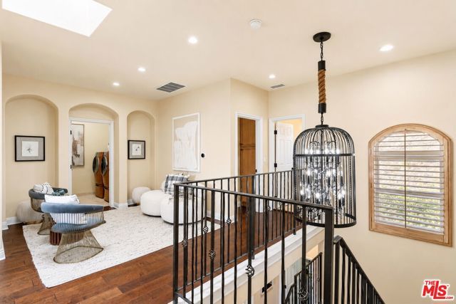 23963 De Ville Way, Malibu, CA 90265