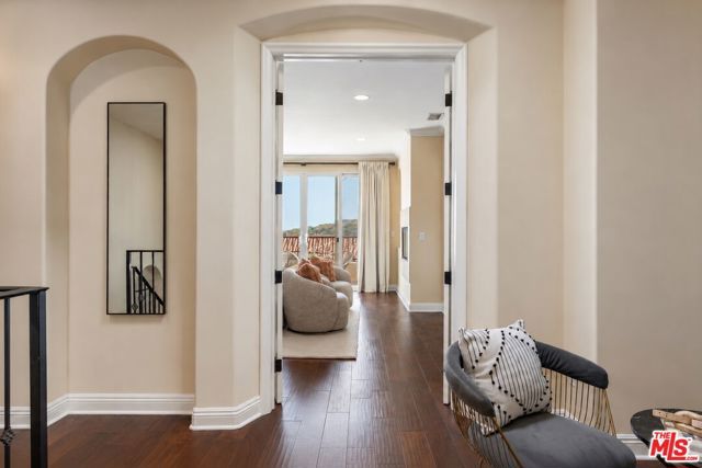 23963 De Ville Way, Malibu, CA 90265