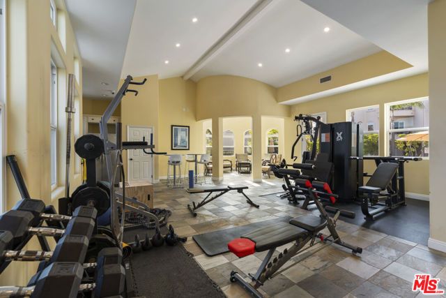 23963 De Ville Way, Malibu, CA 90265