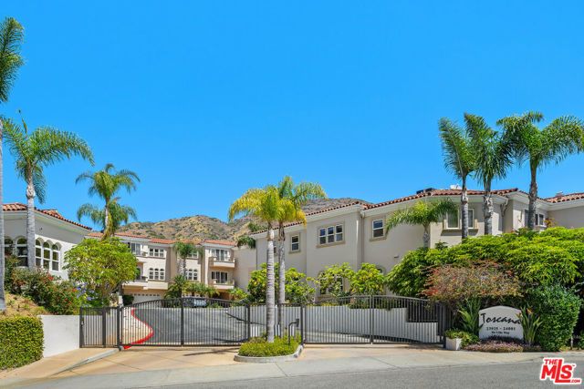 23963 De Ville Way, Malibu, CA 90265