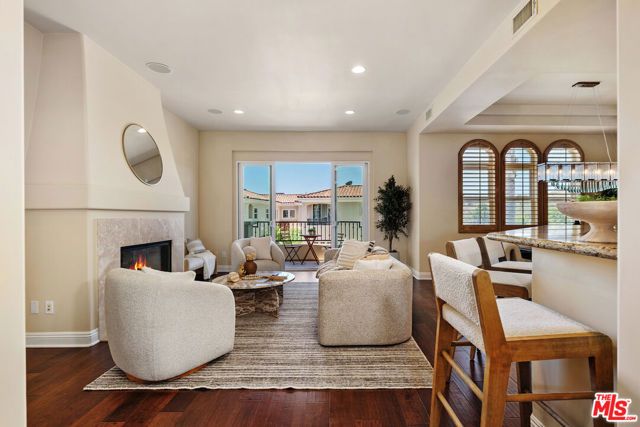 23963 De Ville Way, Malibu, CA 90265