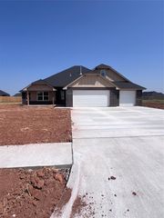 4368 Boevers Way, Piedmont, OK 73078