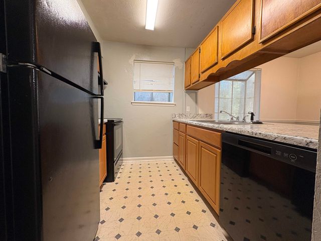 1810 Sylvan Ct Apt B, Tallahassee, FL 32303