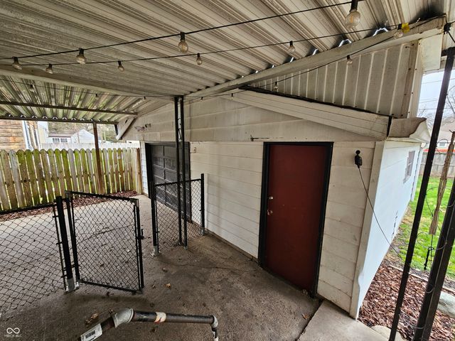 2016 Glenridge Drive, Indianapolis, IN 46218