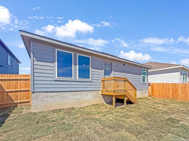 3312 Glacier, Kerrville, TX 78028