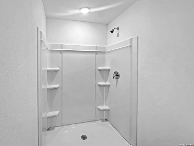 3312 Glacier, Kerrville, TX 78028