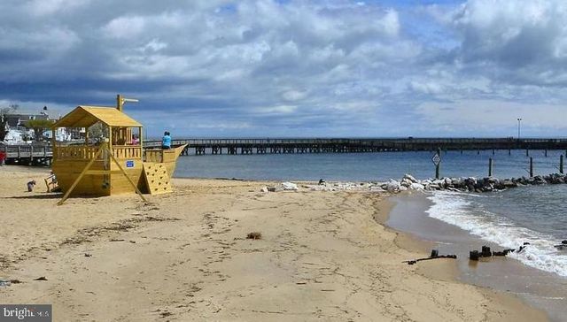 8637 SAINT ANDREWS DR, Chesapeake Beach, MD 20732