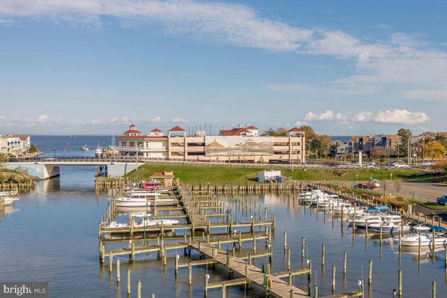 8637 SAINT ANDREWS DR, Chesapeake Beach, MD 20732