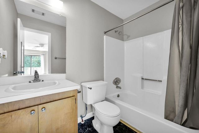 605 Waterwood Drive, Goose Creek, SC 29445