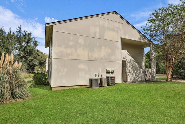 605 Waterwood Drive, Goose Creek, SC 29445