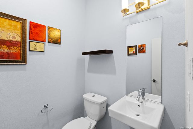 408 Lewis, San Antonio, TX 78212