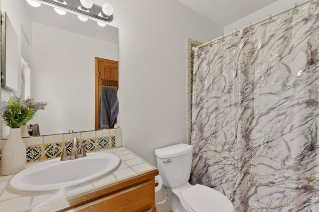 3028 Sandia Circle, Santa Fe, NM 87507
