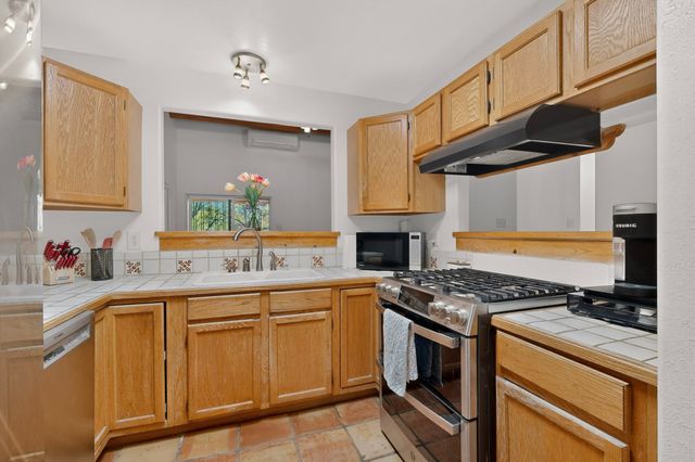 3028 Sandia Circle, Santa Fe, NM 87507