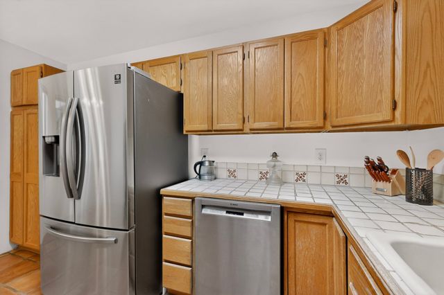 3028 Sandia Circle, Santa Fe, NM 87507