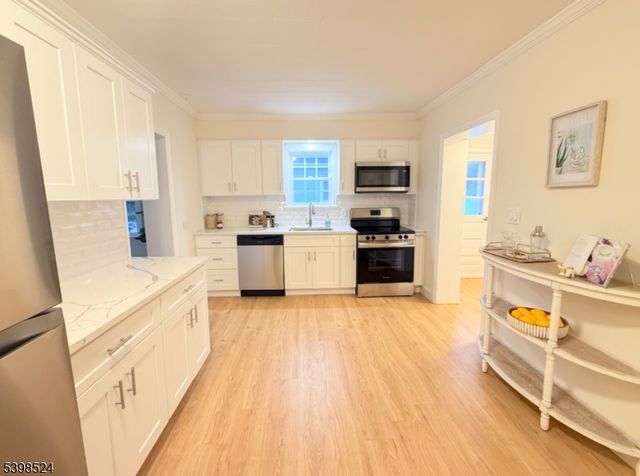 484 Bara St, Brick Twp., NJ 08723