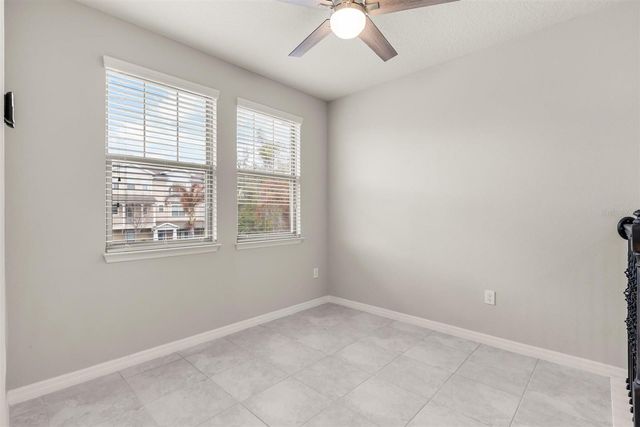 588 PIAZZA POINT, Oviedo, FL 32765