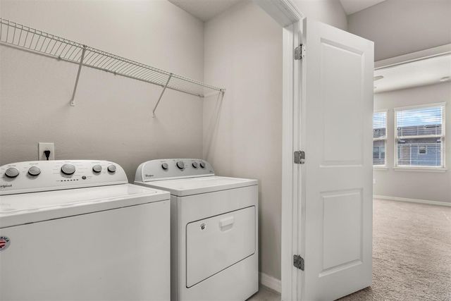 588 PIAZZA POINT, Oviedo, FL 32765