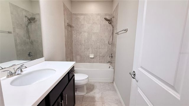 588 PIAZZA POINT, Oviedo, FL 32765