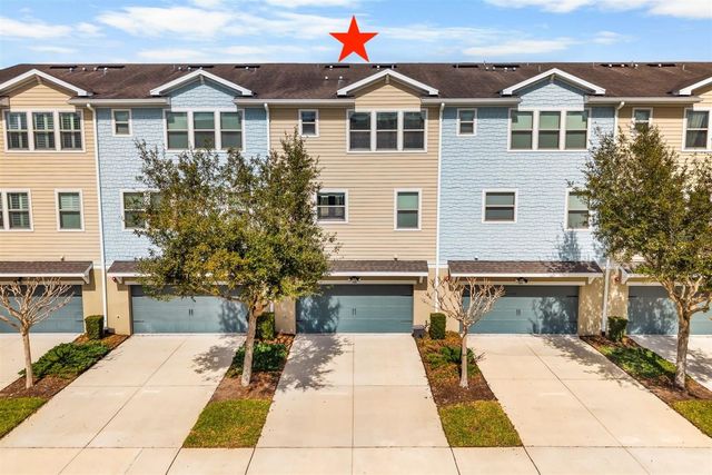 588 PIAZZA POINT, Oviedo, FL 32765