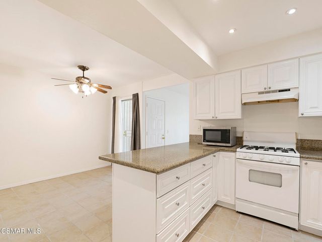 15242 Campus Park Drive E, Moorpark, CA 93021