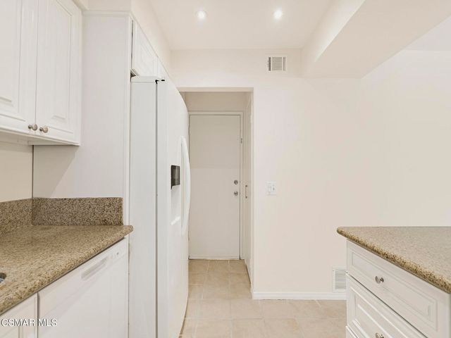 15242 Campus Park Drive E, Moorpark, CA 93021