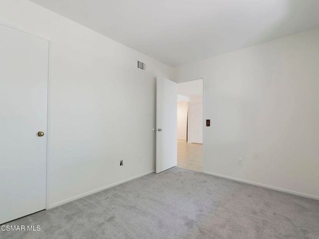 15242 Campus Park Drive E, Moorpark, CA 93021