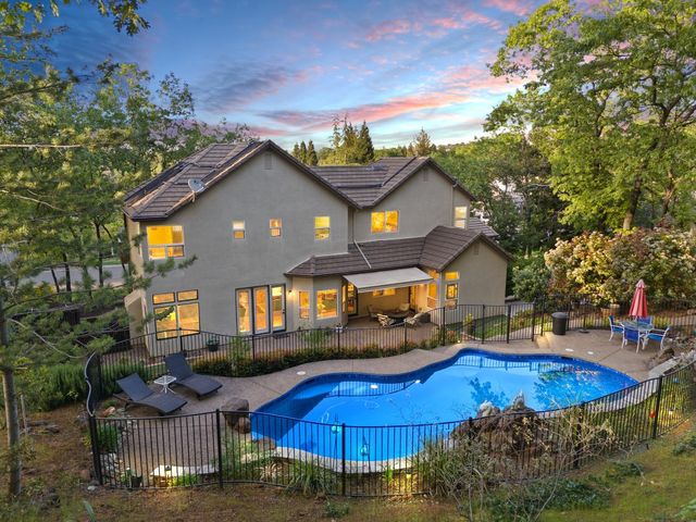 3415 Chasen Dr, Cameron Park, CA 95682