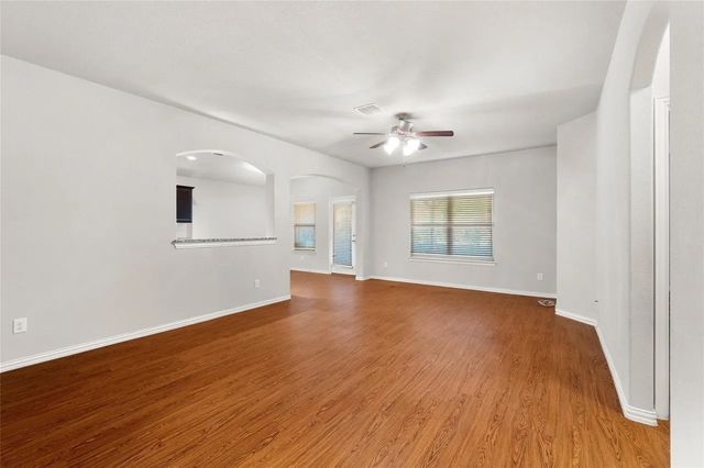 2905 Pacifico Way, Fort Worth, TX 76111