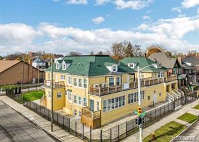 799 E Grand Boulevard 4, Detroit, MI 48207