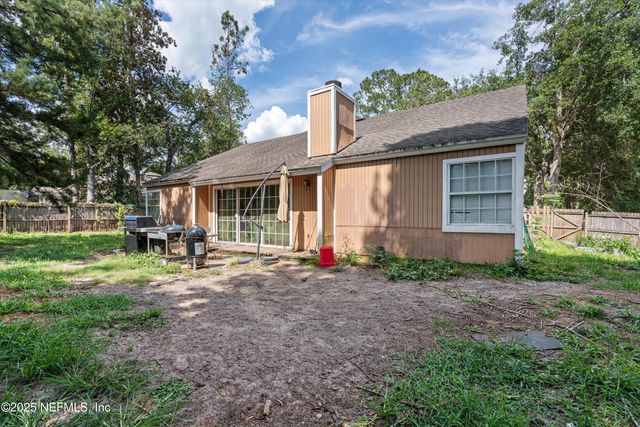 8182 LOCH LOMOND Lane, Jacksonville, FL 32244