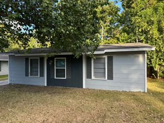 1009 Anderson Dr, Leesville, LA 71446