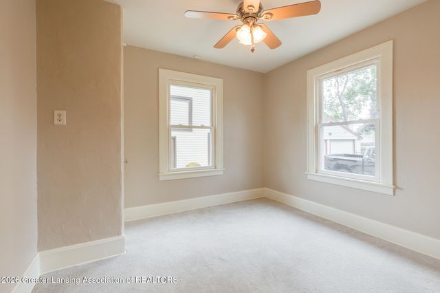 3721 Glenwood Avenue, Lansing, MI 48910