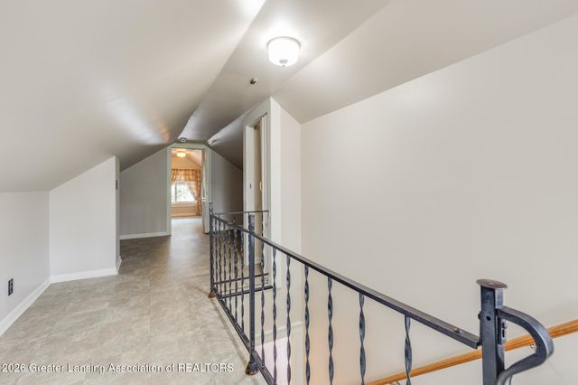 3721 Glenwood Avenue, Lansing, MI 48910