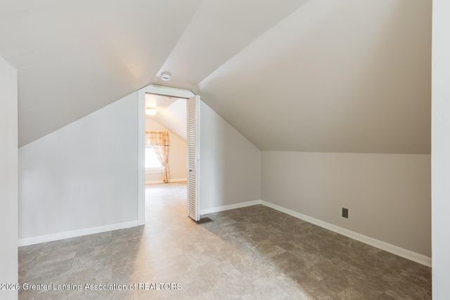 3721 Glenwood Avenue, Lansing, MI 48910